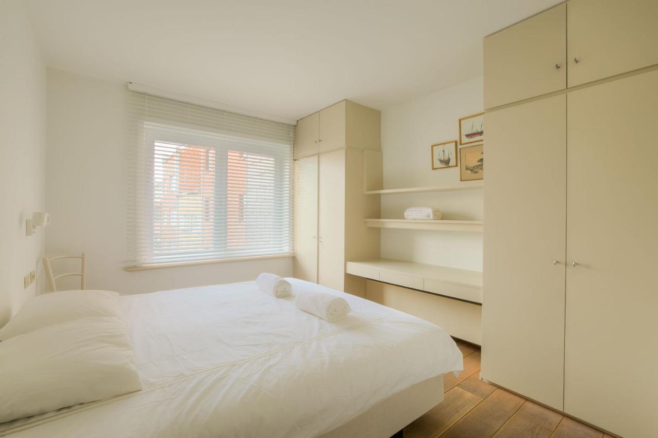 Appartementen Op De Zeedijk In Knokke Op De 3E En 4E Verdieping Van Logie Marie Kültér fotó